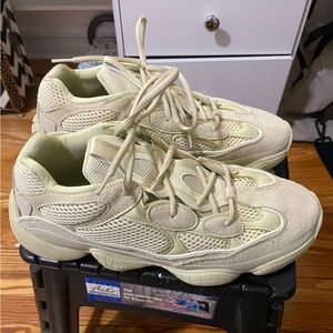 Yeezy 500